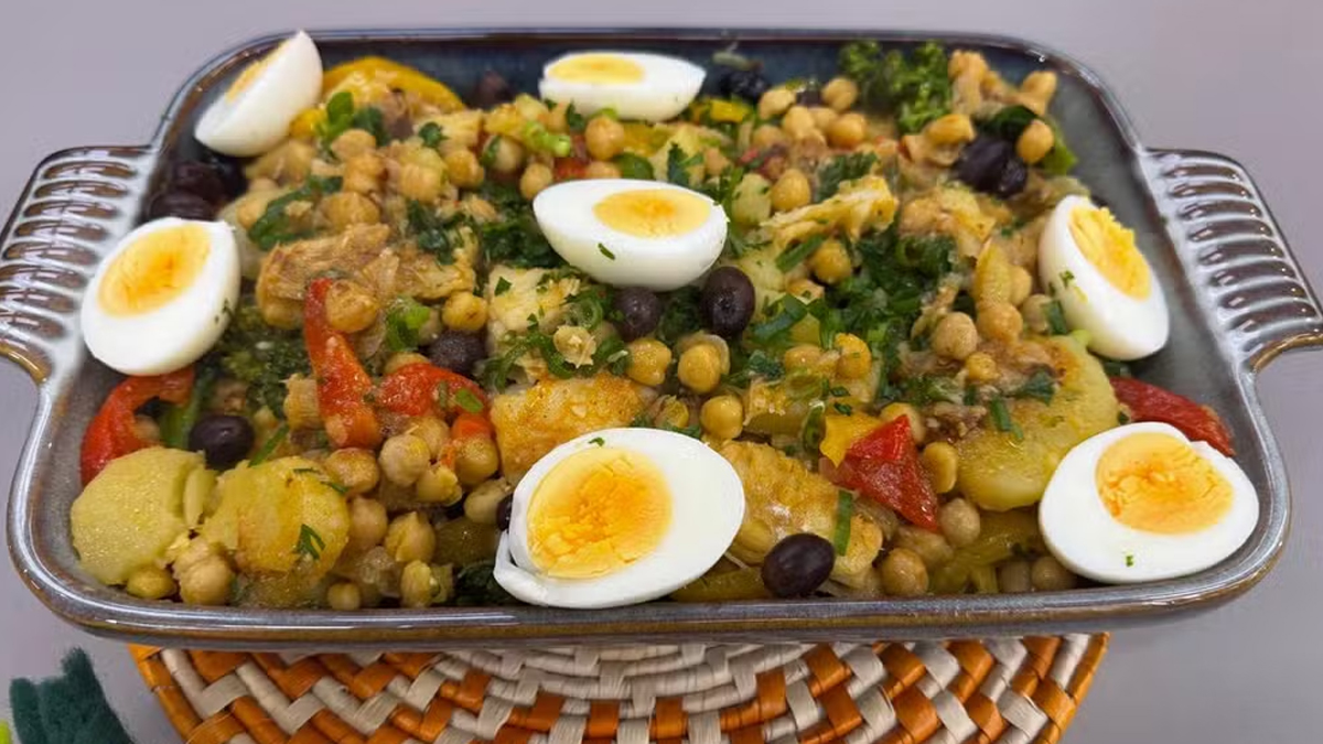 Bacalhau com Grão-de-Bico Um Clássico da Cozinha que Derrete na Boca!
