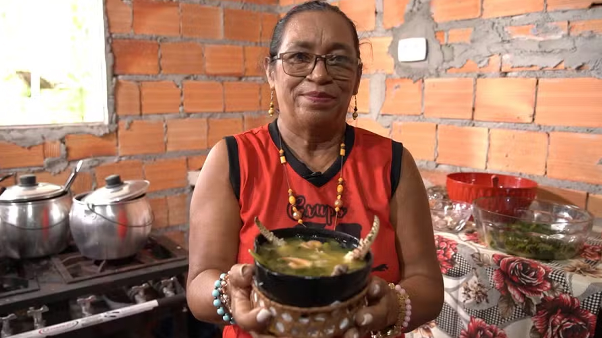 Tacacá com Caranguejo O Encontro Perfeito Entre o Tucupi e o Mar!