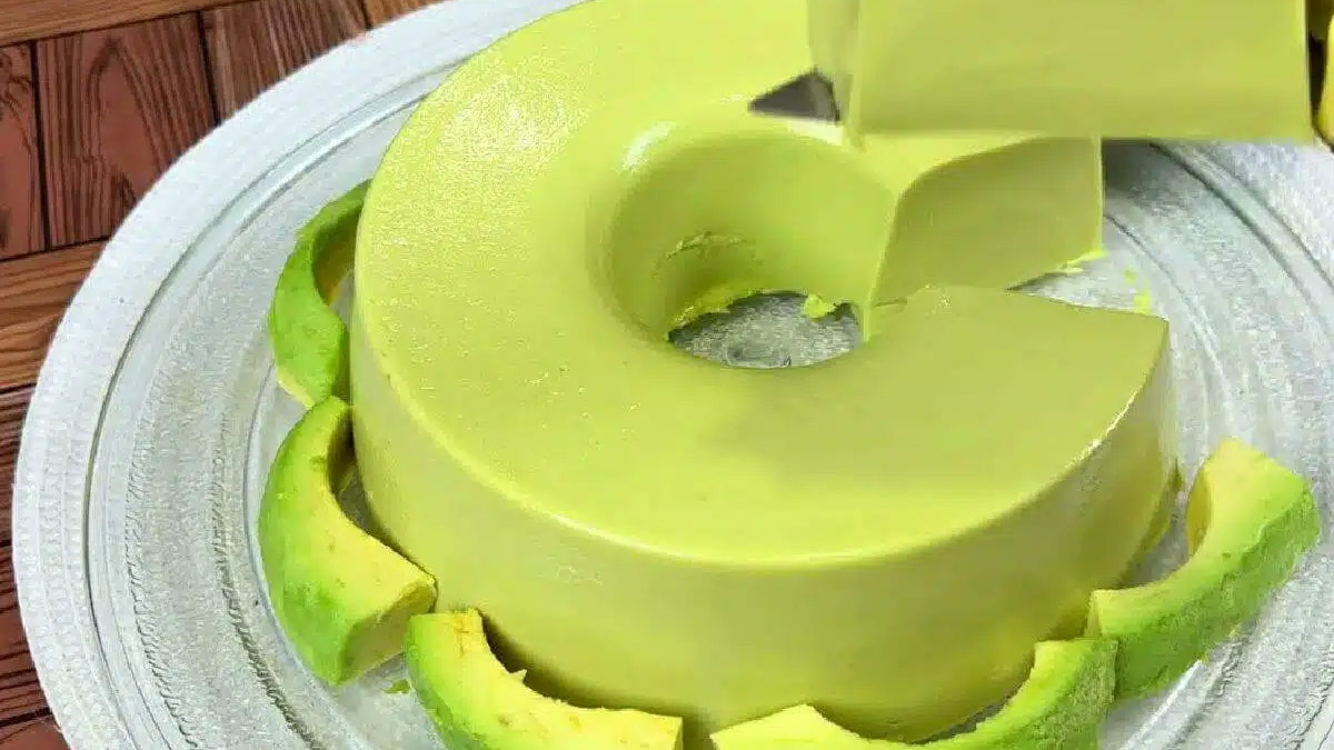 Receita Incrível Sobremesa de Abacate Que Vai Surpreender Todo Mundo!