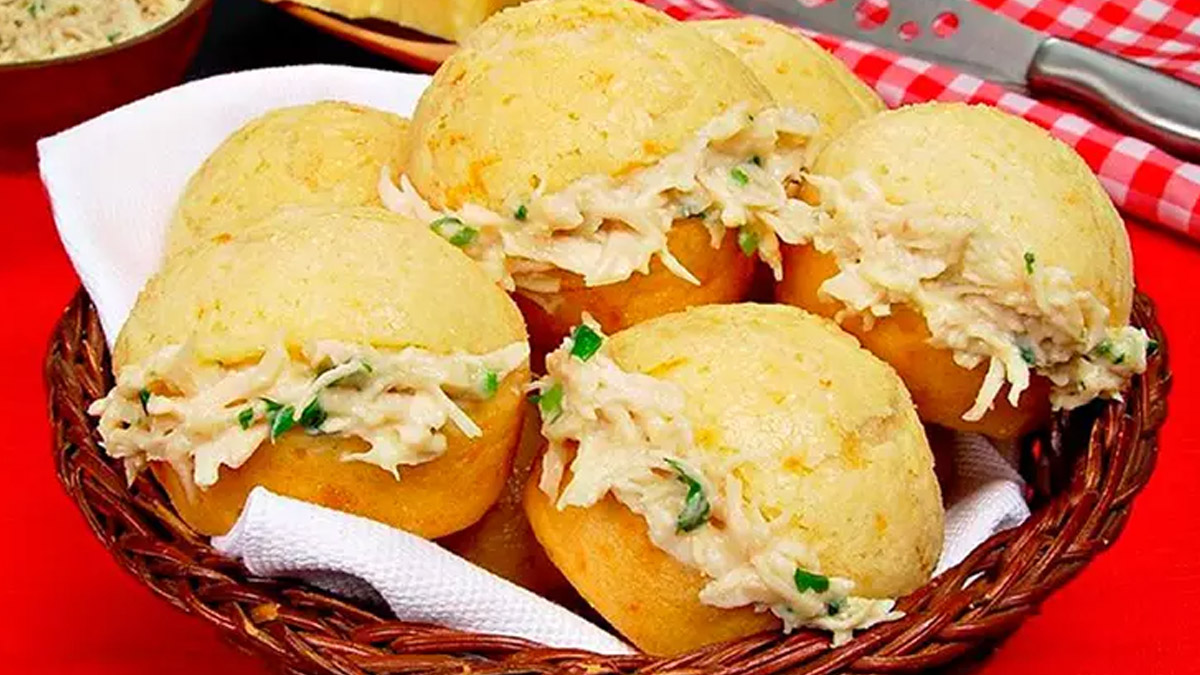 Requinte nas Refeições Pão de Queijo com Recheio de Frango